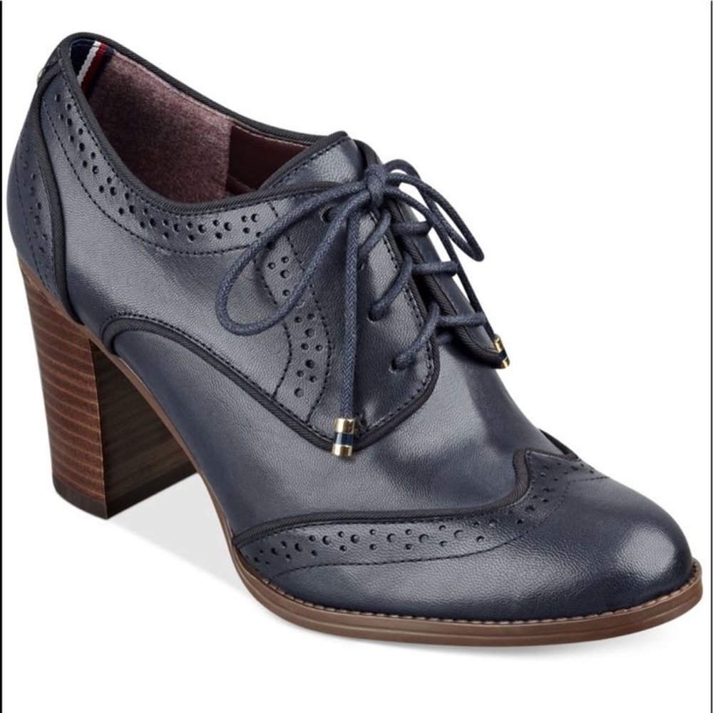 Tommy Hilfiger Navy Blue heeled oxfords